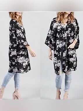SPIRITUAL GANGSTER Black White Floral Kimono ONE